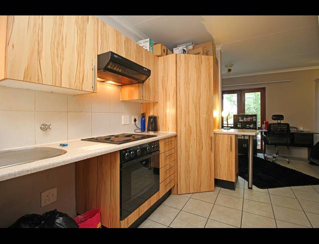 1 BEDROOM APARTMENT FOR SALE IN FERNDALE